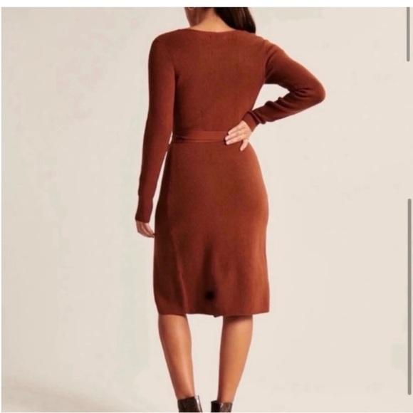 EUC Abercrombie Sweater Wrap Dress - Picture 2 of 5